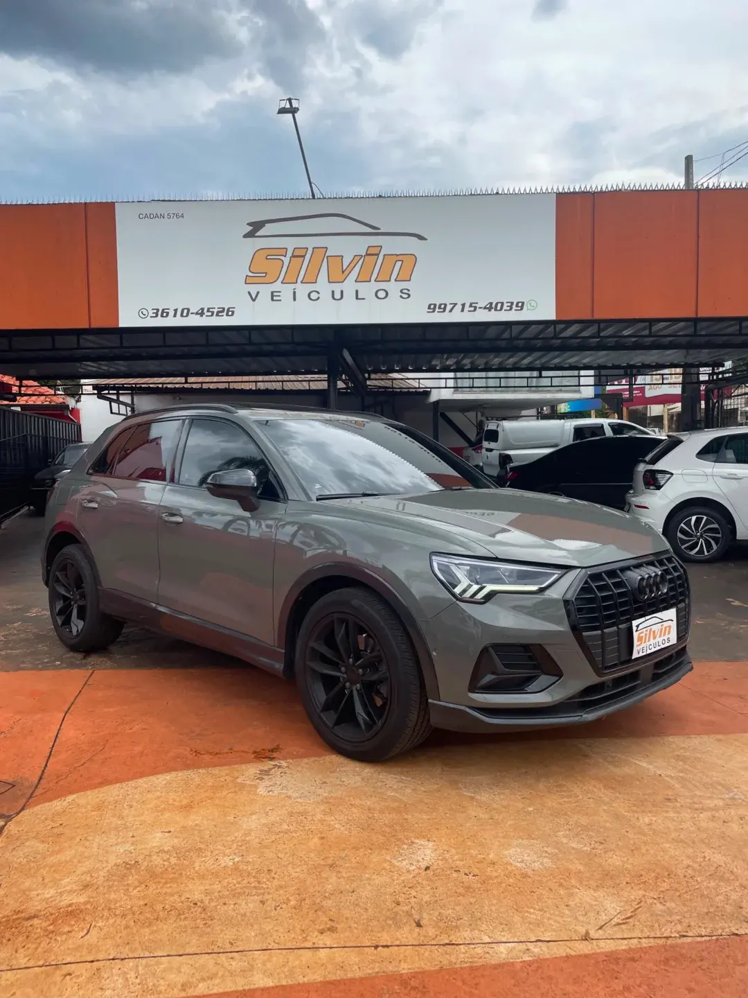 AUDI Q3