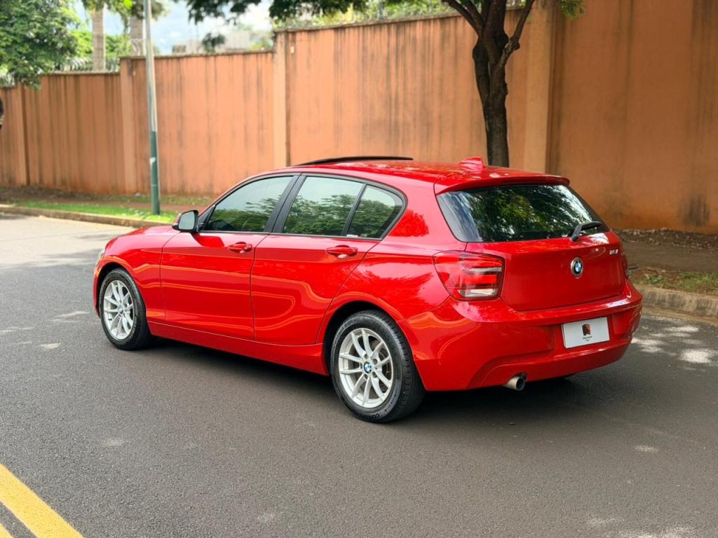 BMW 116i - Foto
