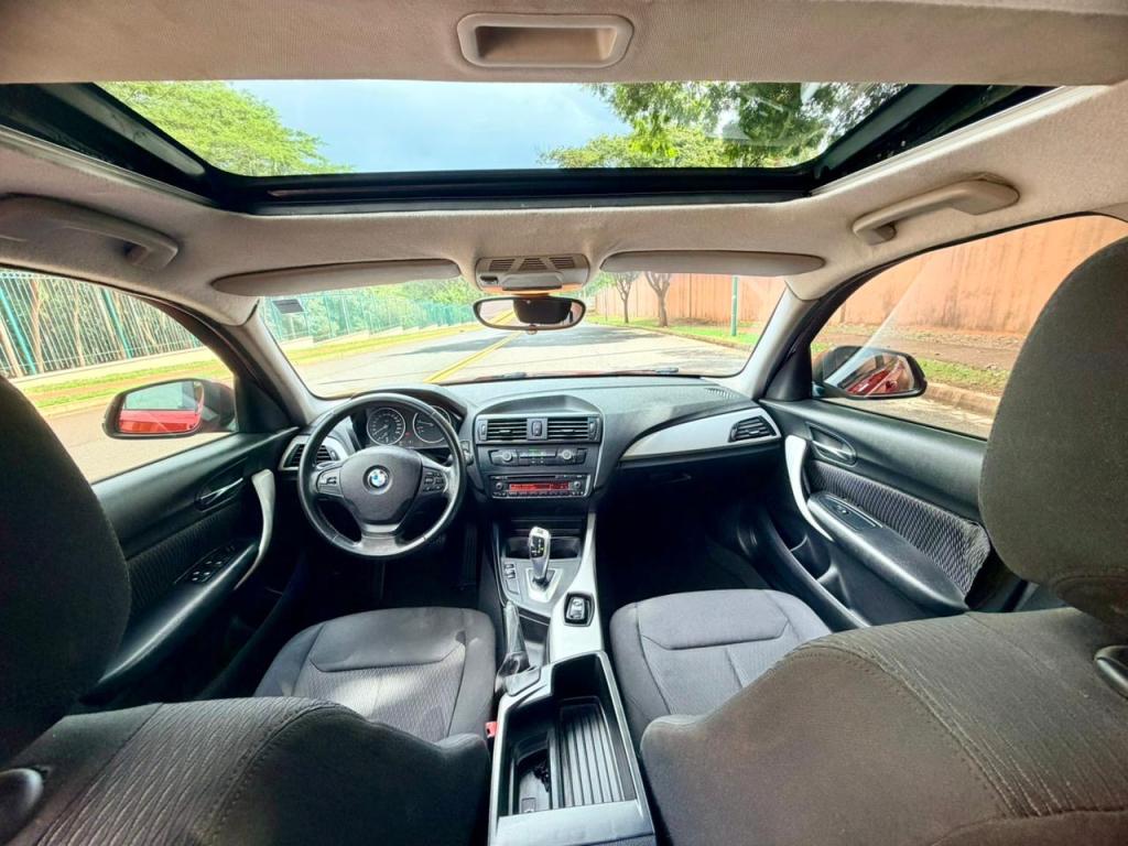 BMW 116i - Foto