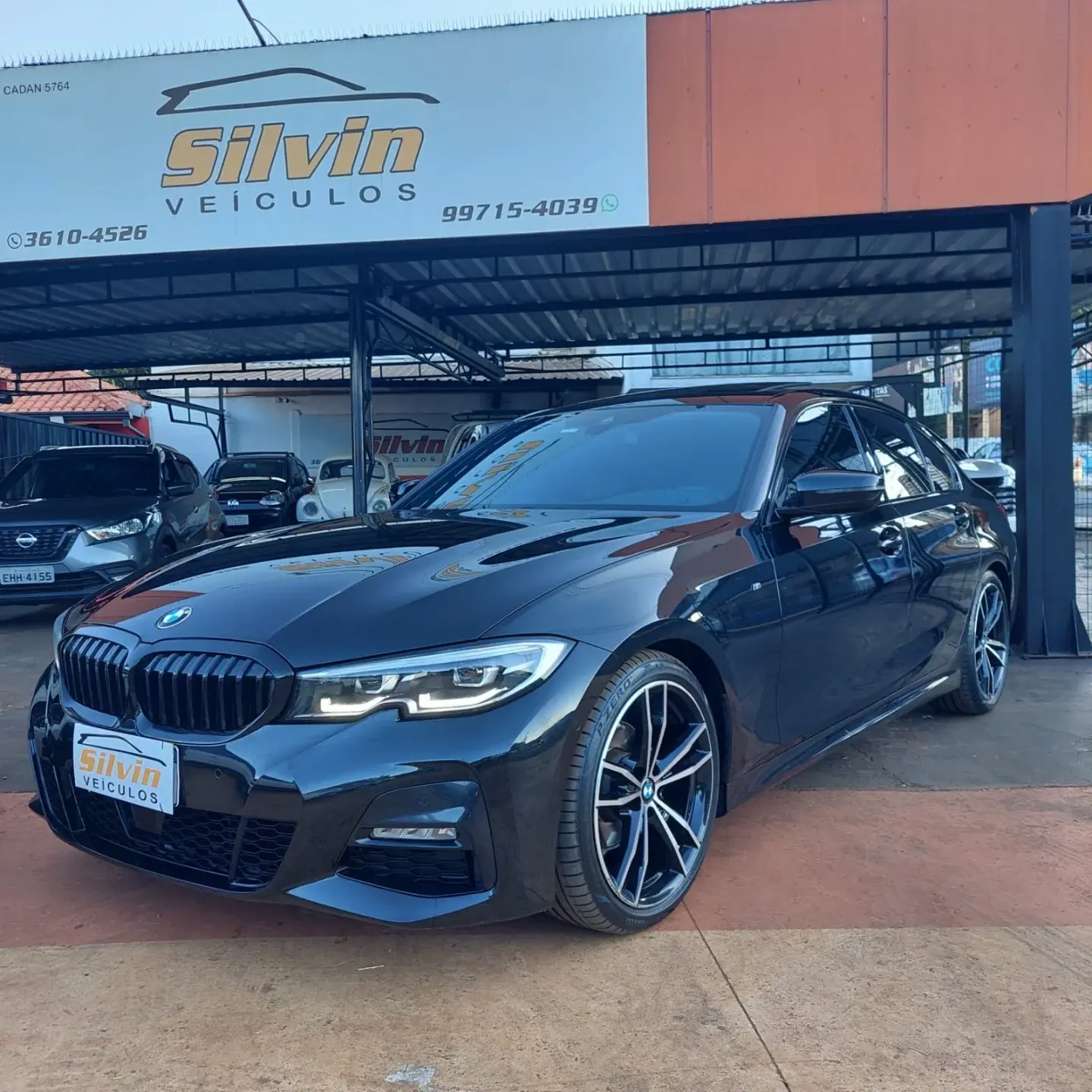BMW 320I - Foto