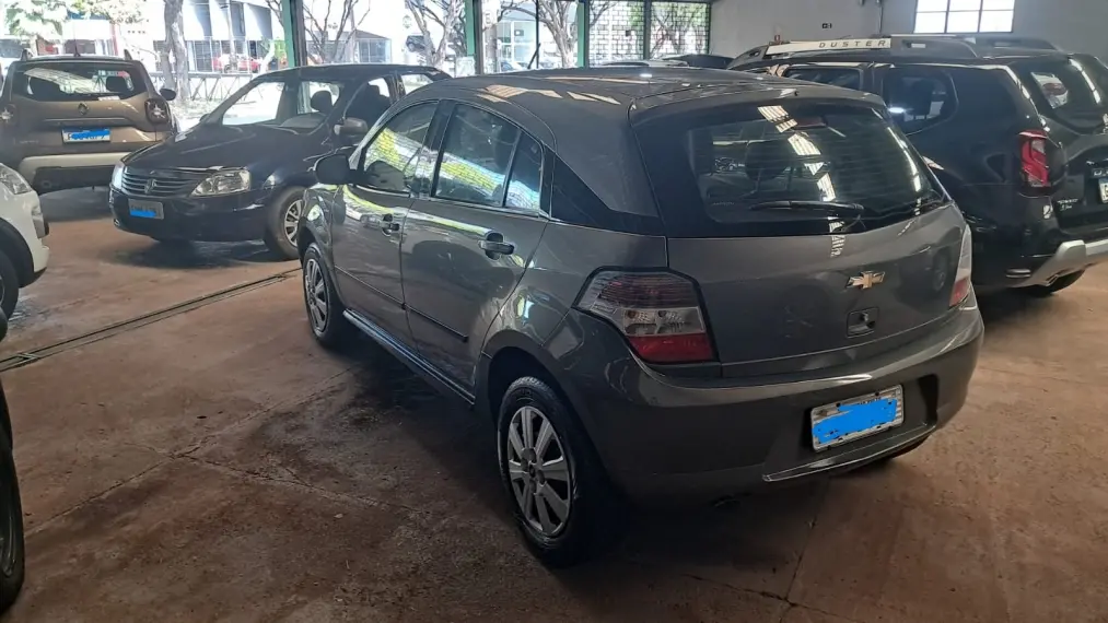 CHEVROLET Agile - Foto