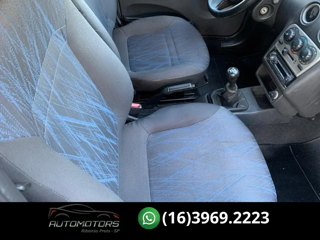 CHEVROLET Celta - Foto
