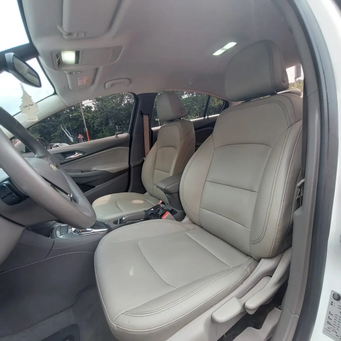 CHEVROLET Cruze Sedan - Foto