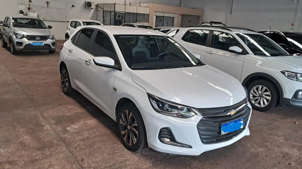 CHEVROLET Onix Hatch