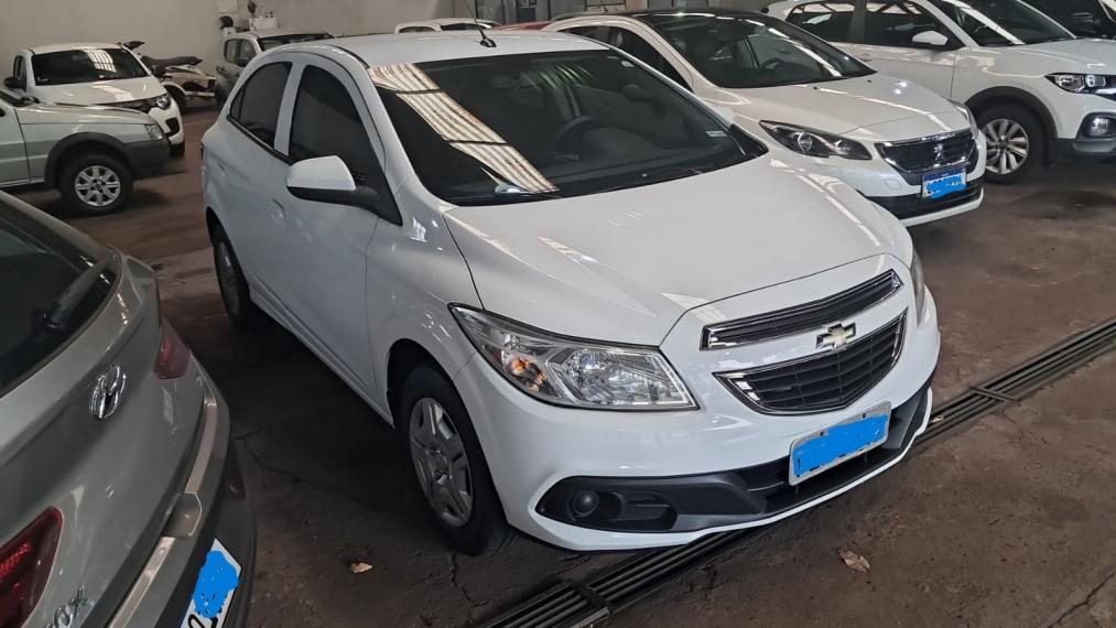 CHEVROLET Onix Hatch