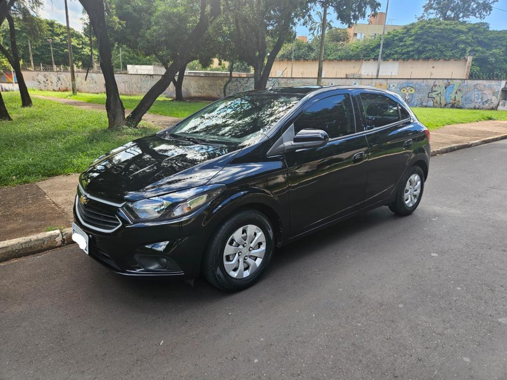 CHEVROLET Onix Hatch