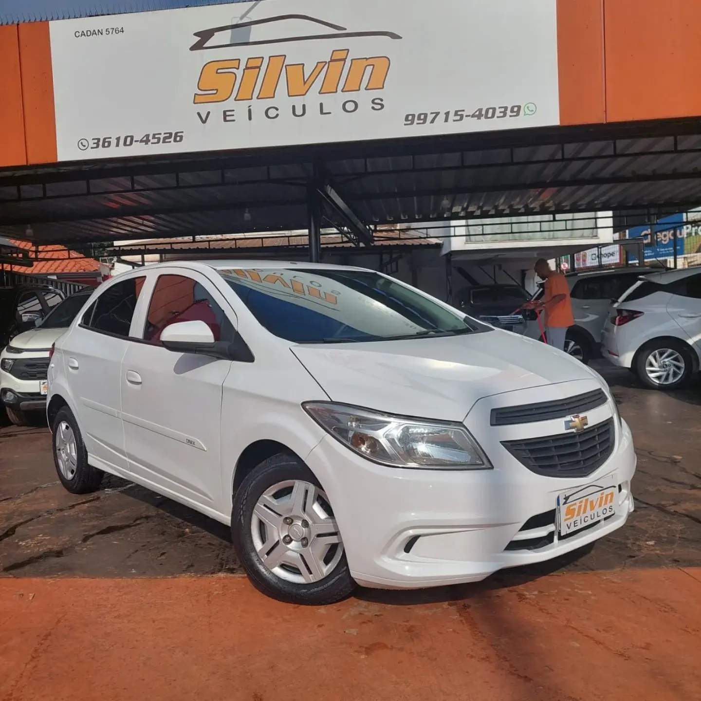 CHEVROLET Onix Hatch