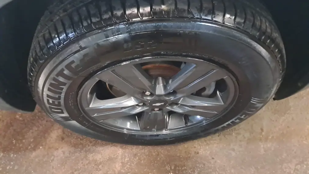 CHEVROLET Tracker - Foto