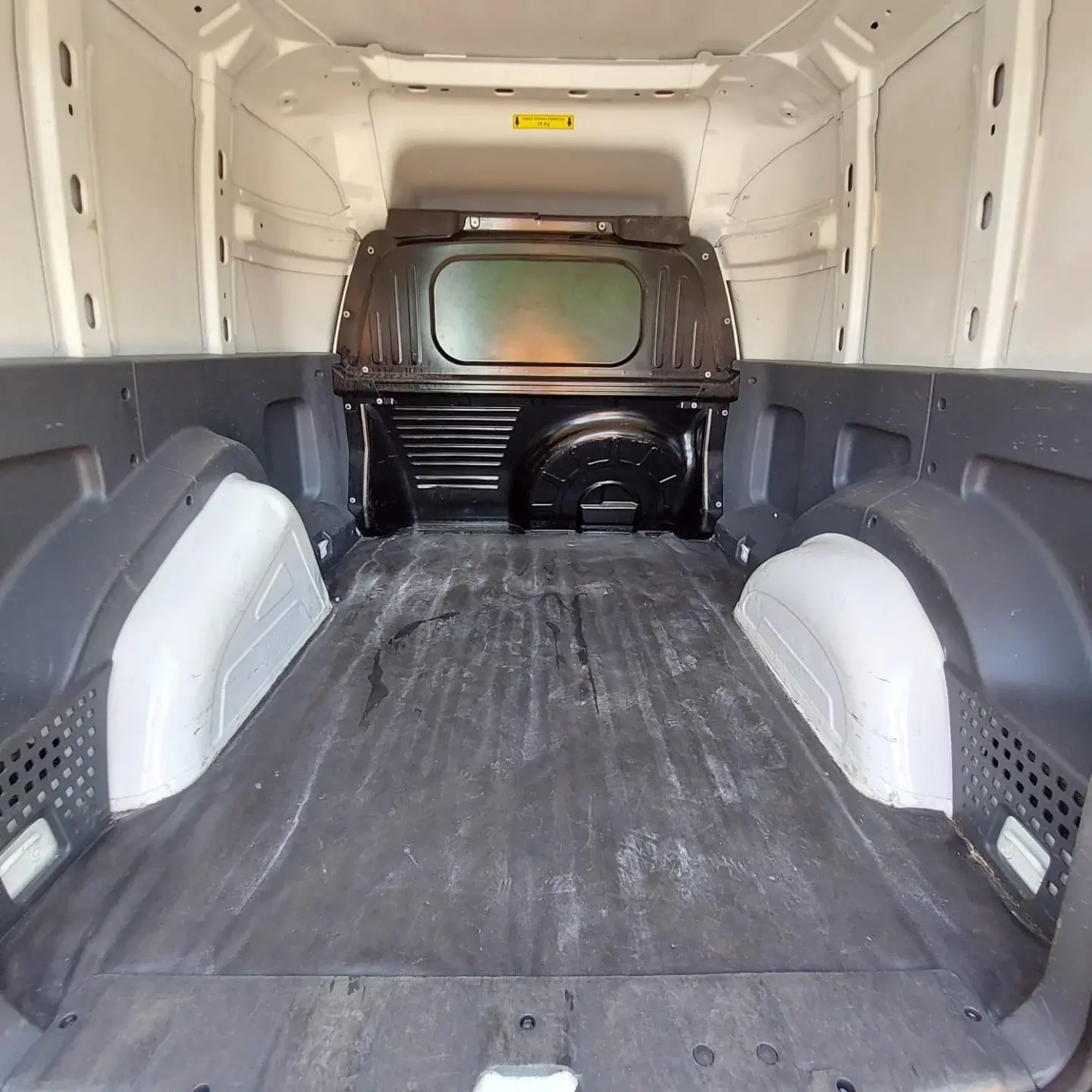 FIAT Fiorino Furgão - Foto