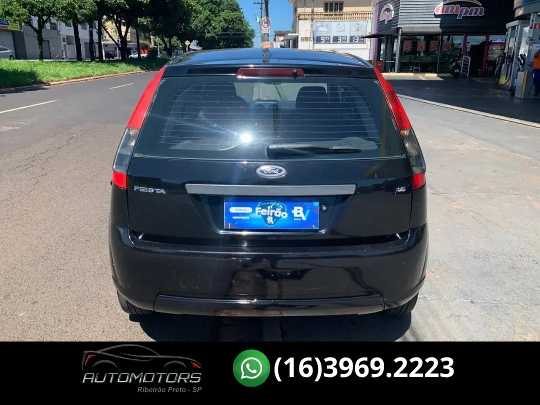 FORD Fiesta Hatch - Foto