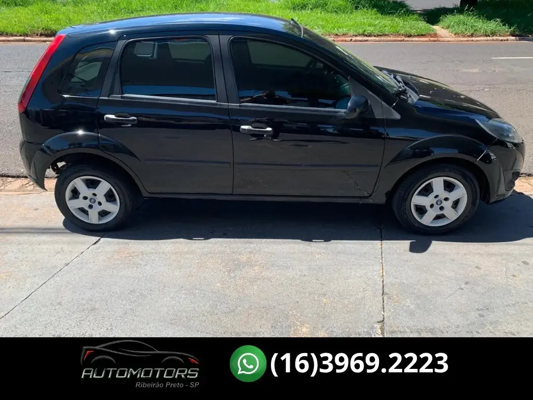 FORD Fiesta Hatch - Foto