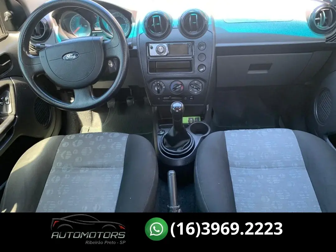 FORD Fiesta Hatch - Foto