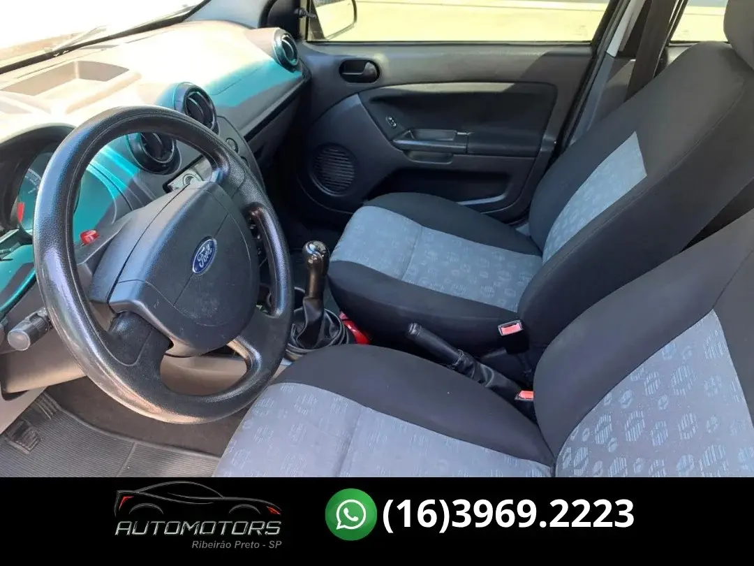 FORD Fiesta Hatch - Foto