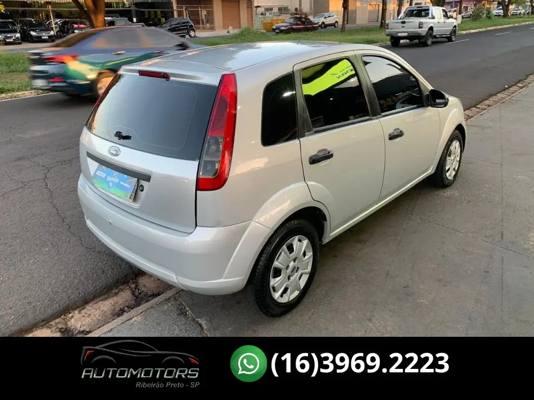 FORD Fiesta Hatch - Foto