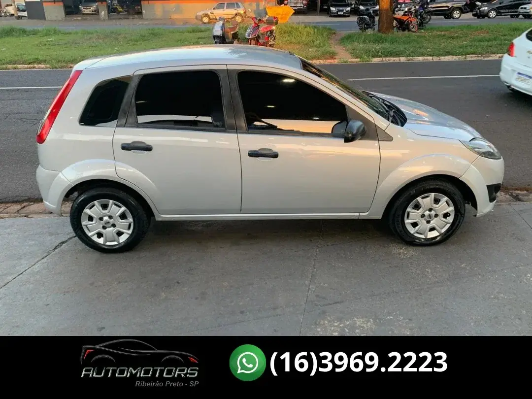 FORD Fiesta Hatch - Foto