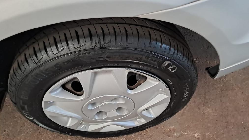 FORD Fiesta Sedan - Foto