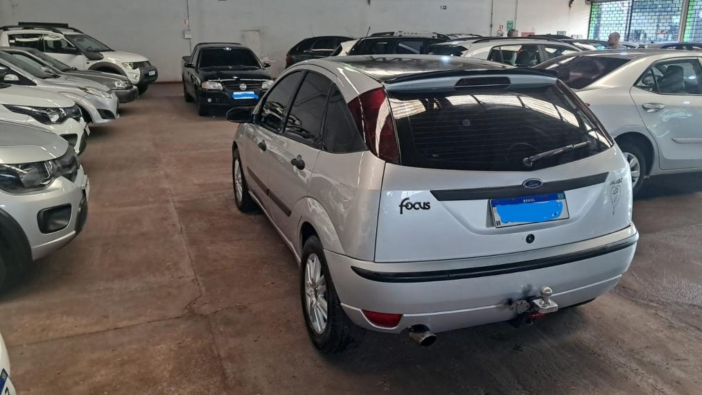 FORD Focus Hatch - Foto