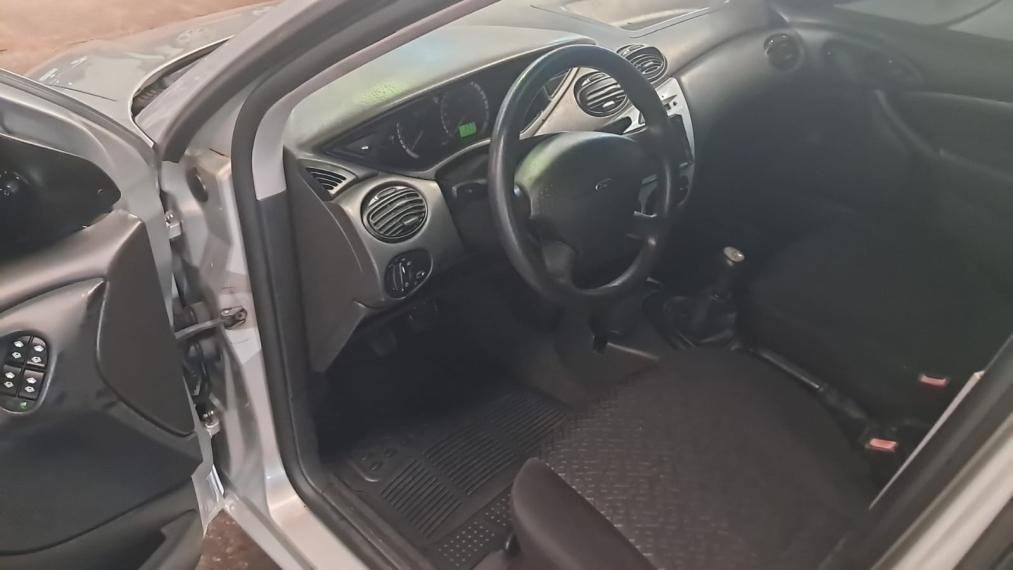 FORD Focus Hatch - Foto