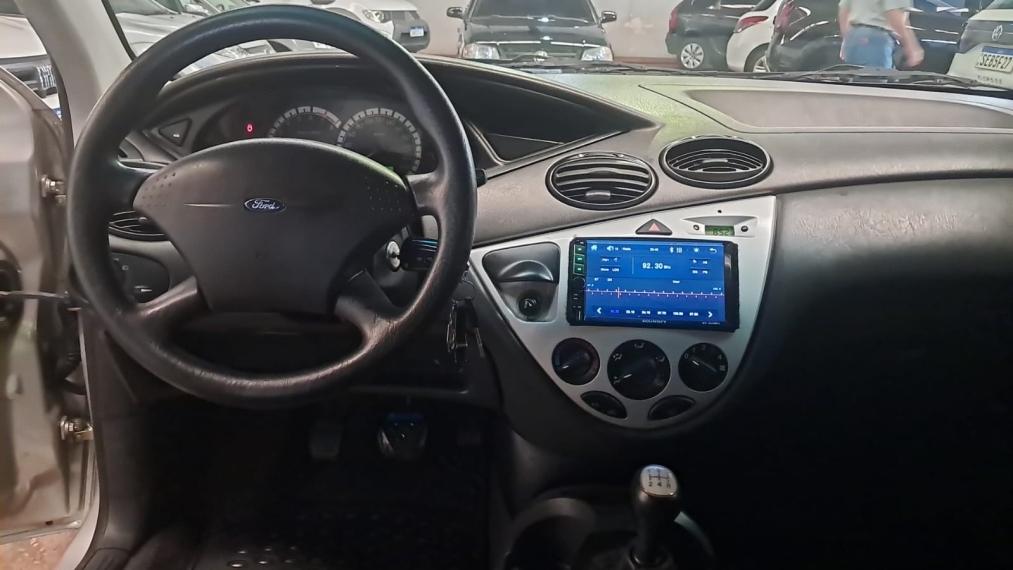 FORD Focus Hatch - Foto