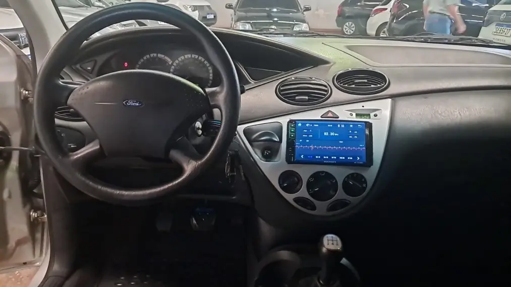 FORD Focus Hatch - Foto