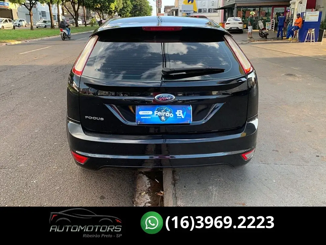 FORD Focus Hatch - Foto