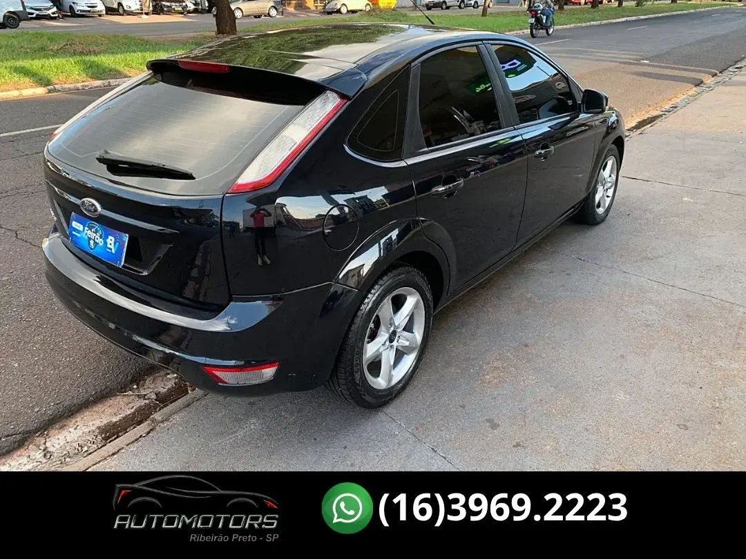 FORD Focus Hatch - Foto