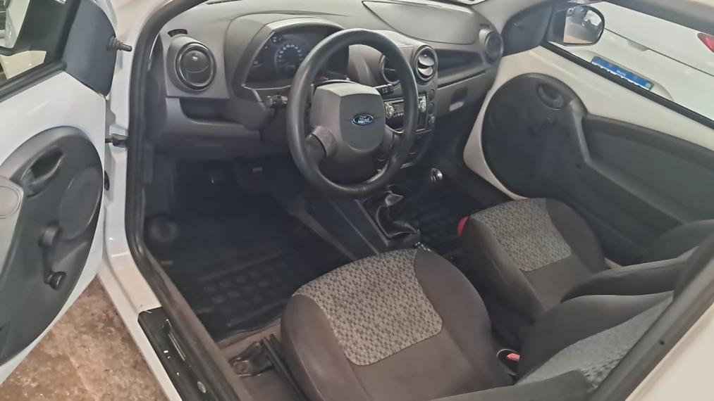 FORD Ka Hatch - Foto