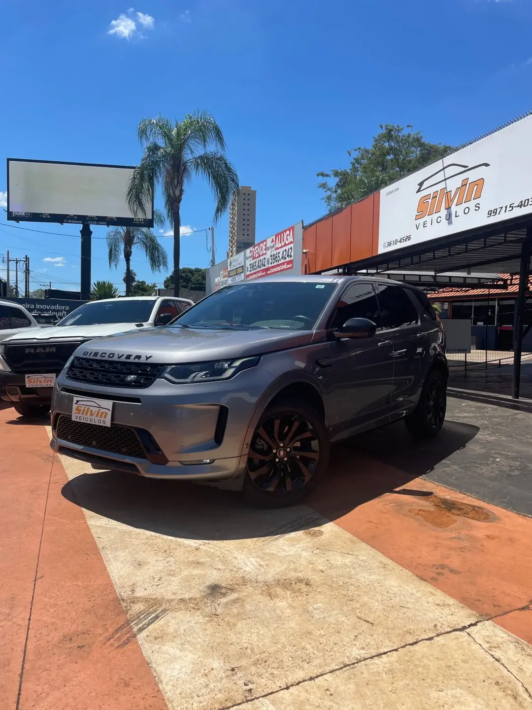 LAND ROVER Discovery Sport - Foto