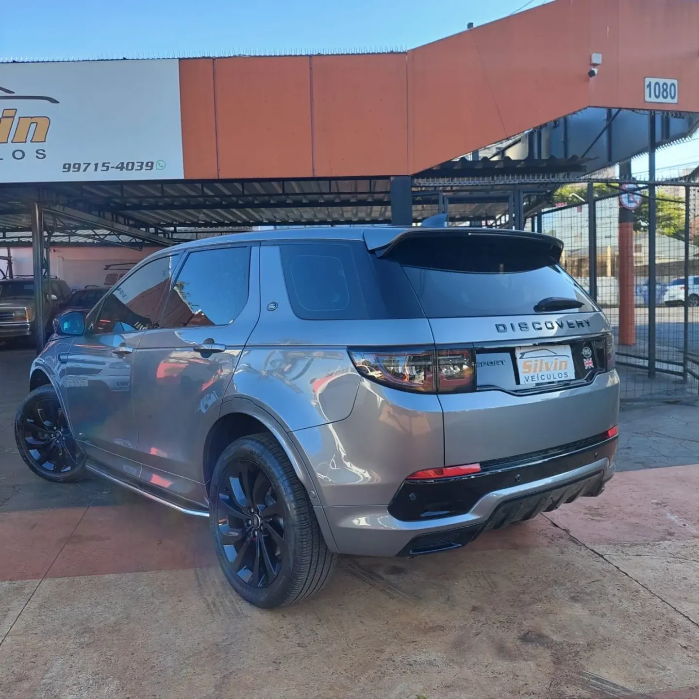LAND ROVER Discovery Sport - Foto