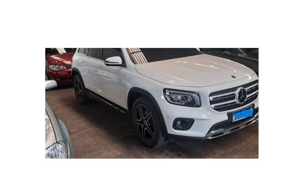 MERCEDES-BENZ GLB 200