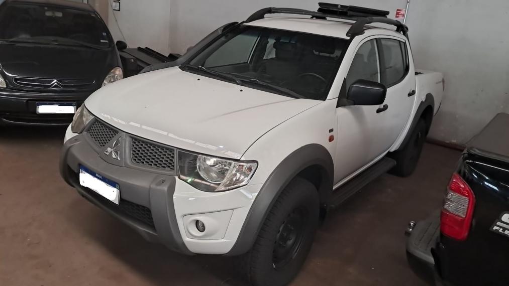 MITSUBISHI L 200 Savana - Foto