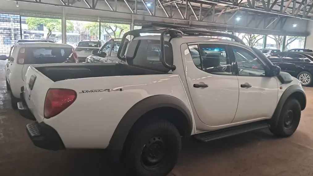 MITSUBISHI L 200 Savana - Foto