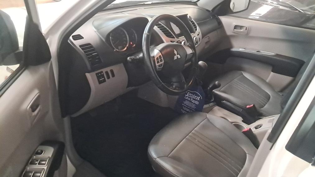 MITSUBISHI L 200 Savana - Foto