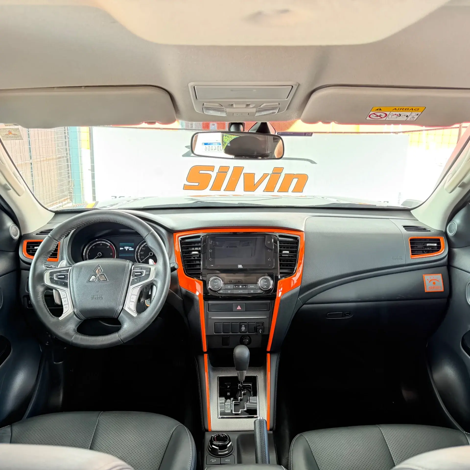 MITSUBISHI L 200 Triton - Foto