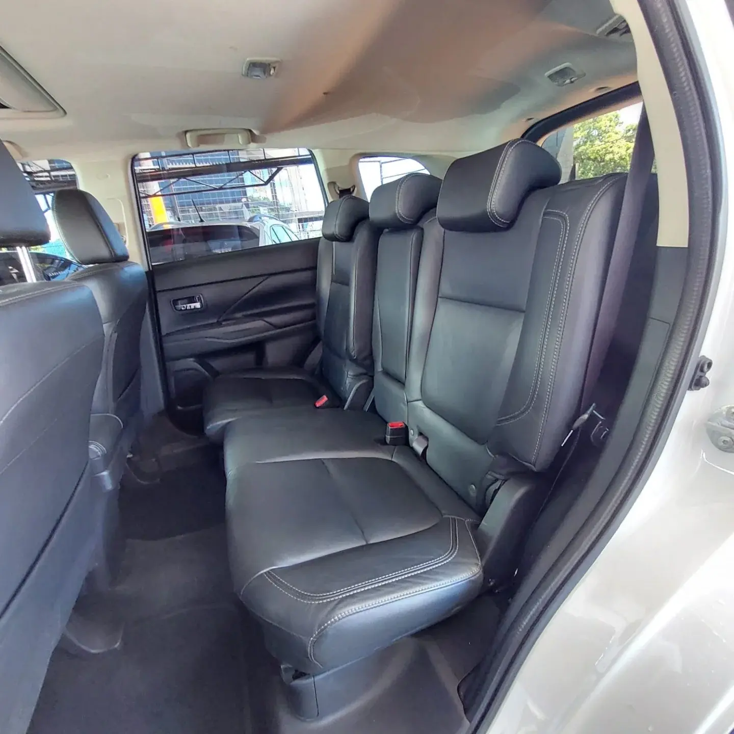 MITSUBISHI Outlander - Foto