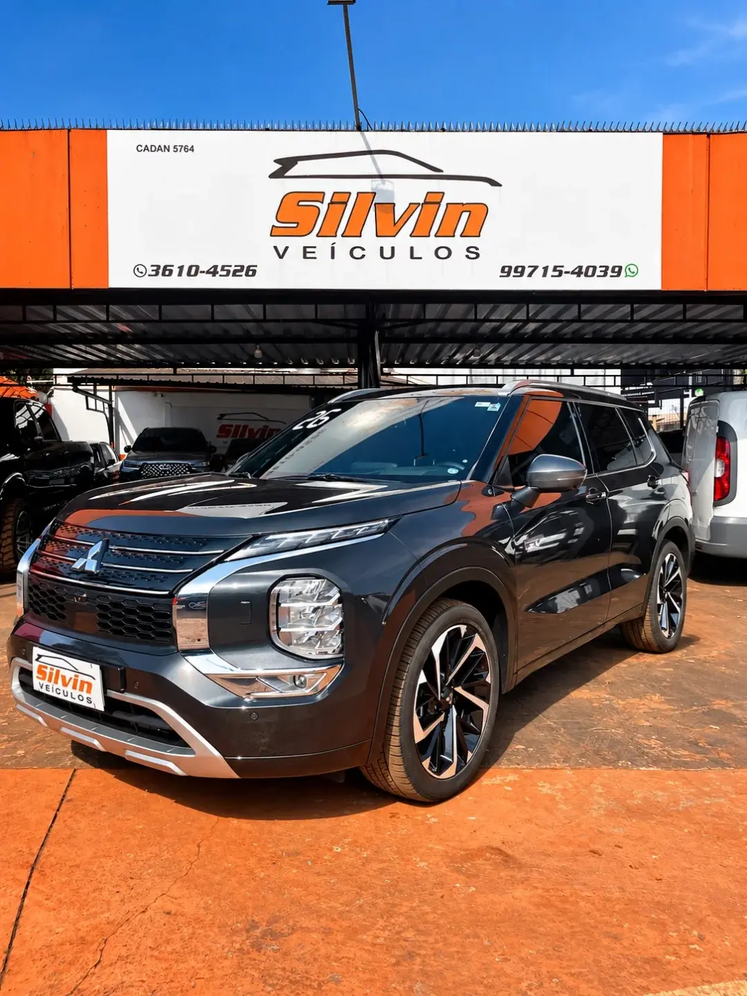 MITSUBISHI Outlander - Foto