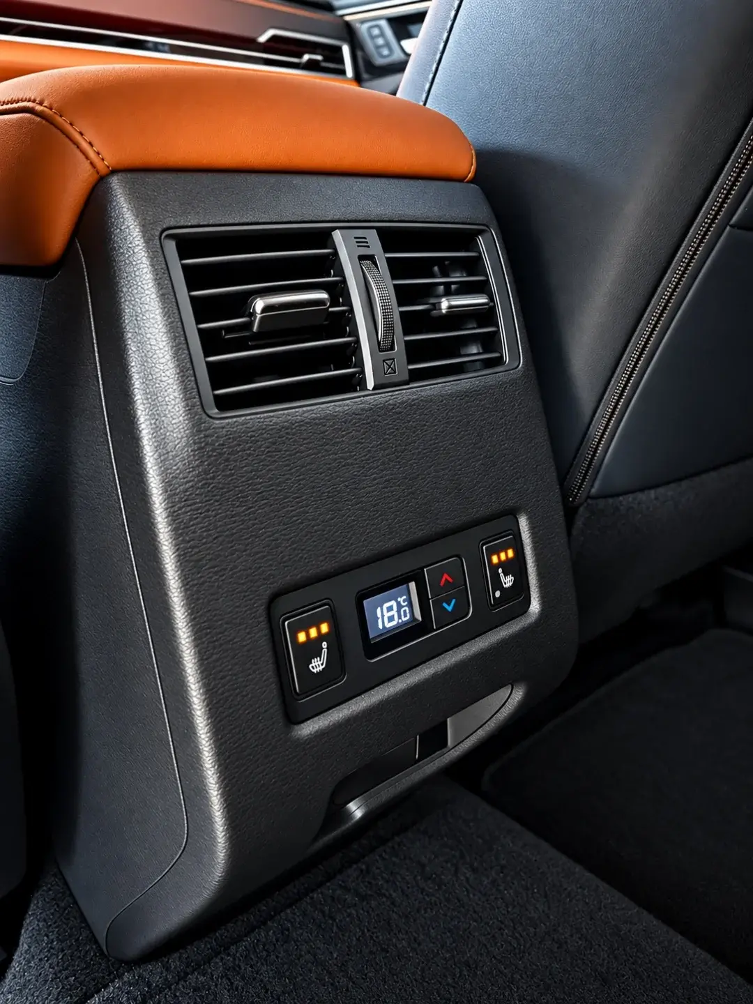MITSUBISHI Outlander - Foto