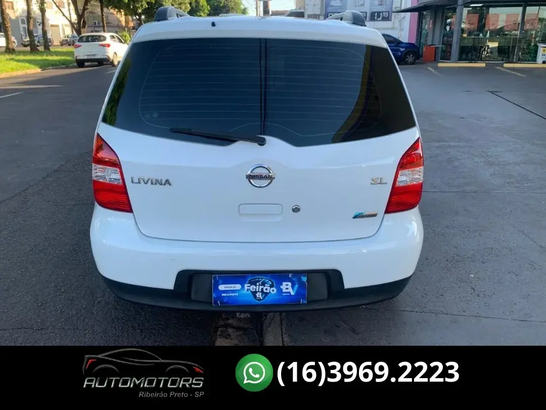 NISSAN Livina - Foto