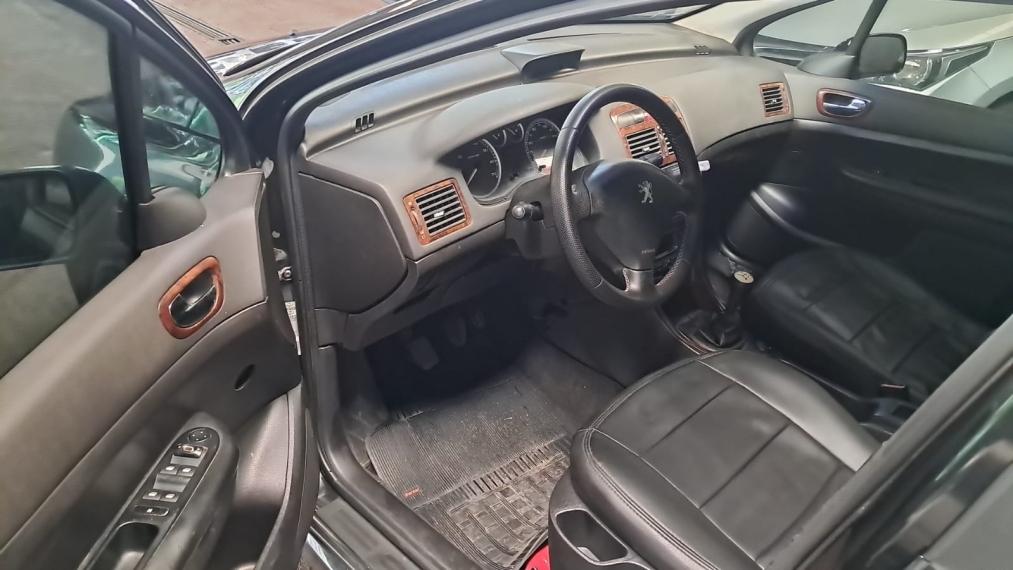 PEUGEOT 307 Hatch - Foto