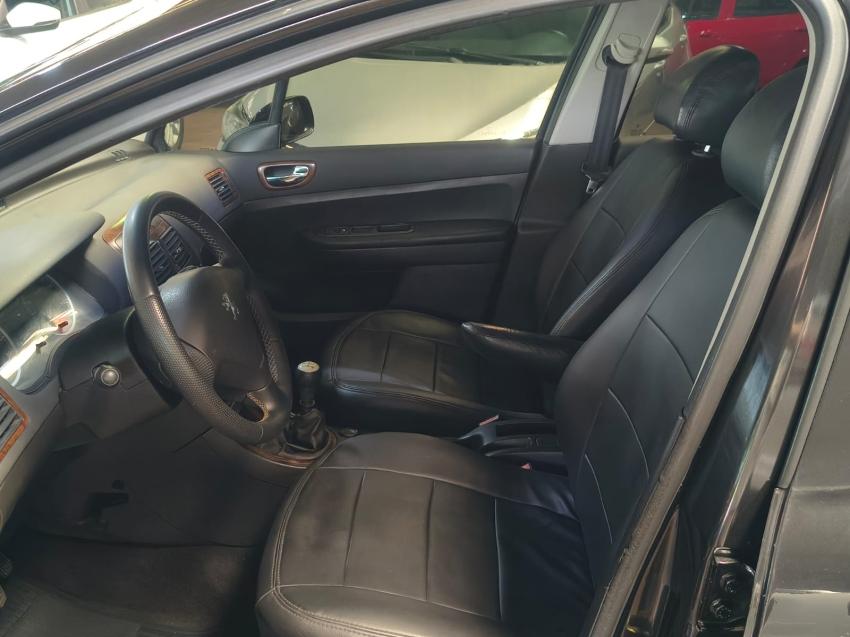 PEUGEOT 307 Hatch - Foto