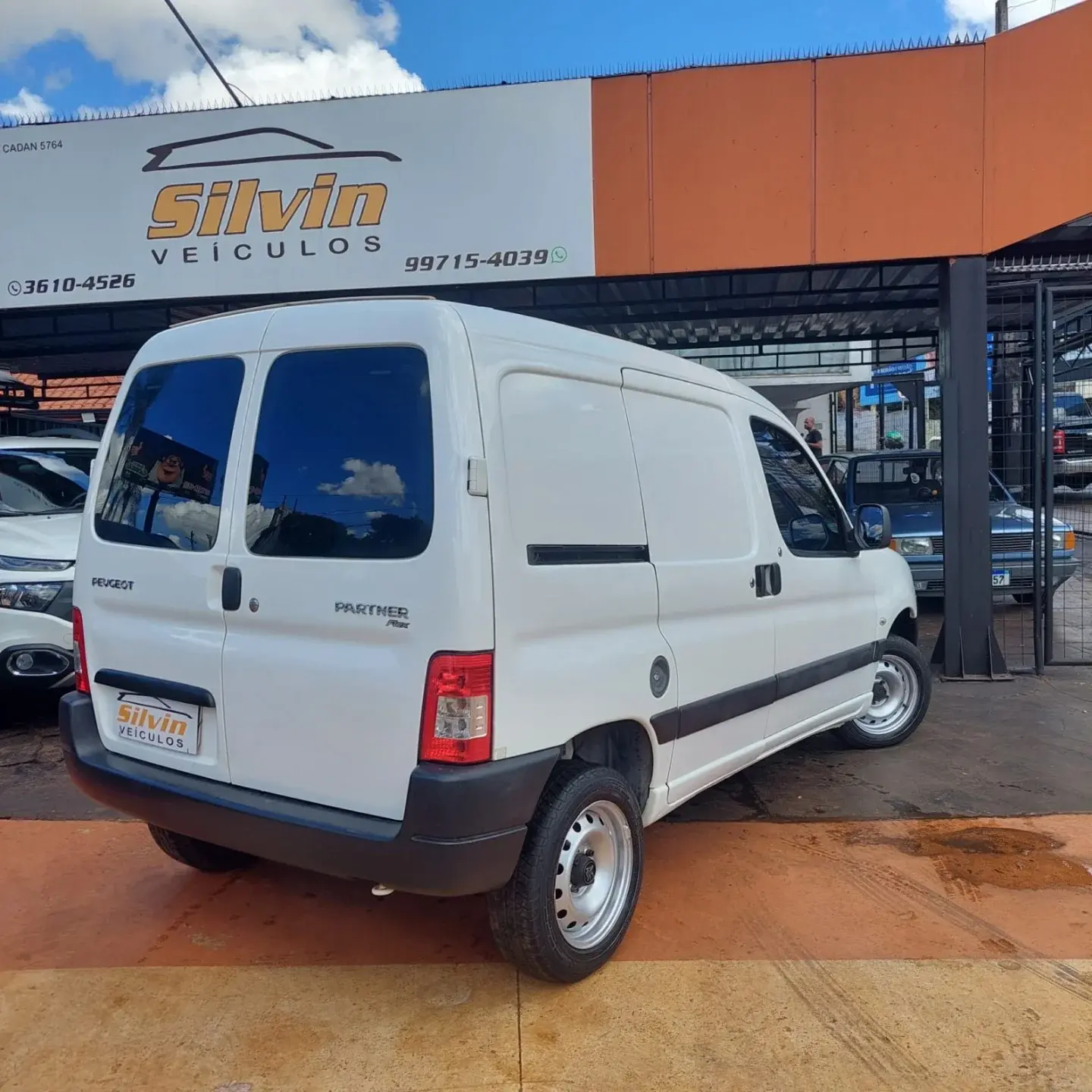 PEUGEOT Partner - Foto