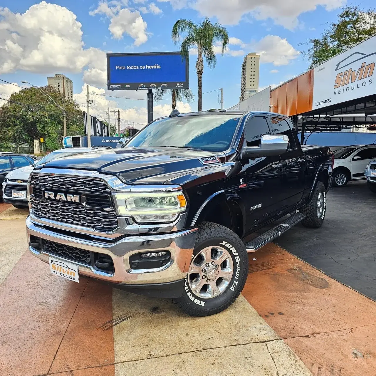 RAM 2500 - Foto