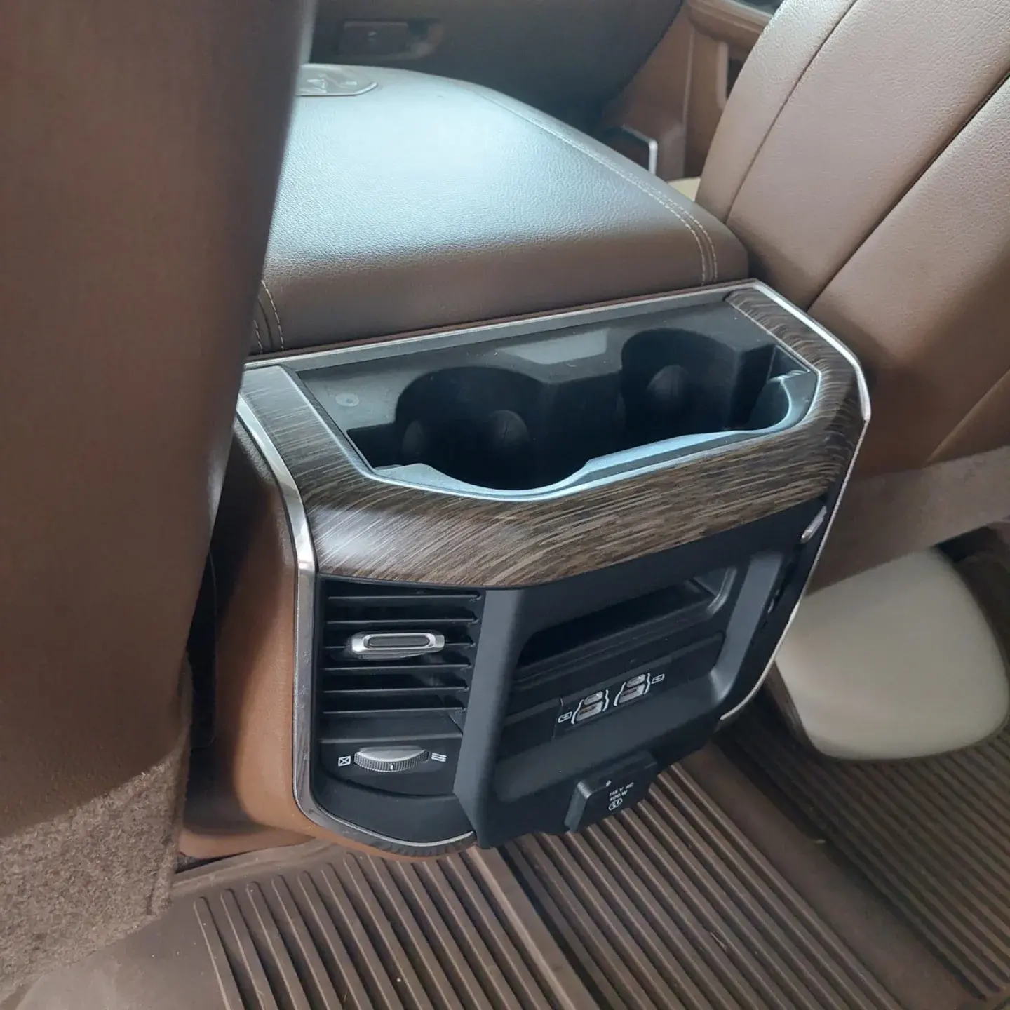 RAM 2500 - Foto