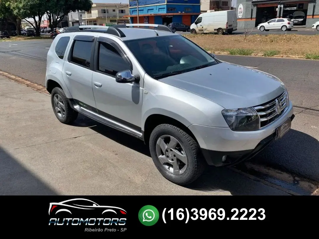 RENAULT Duster - Foto
