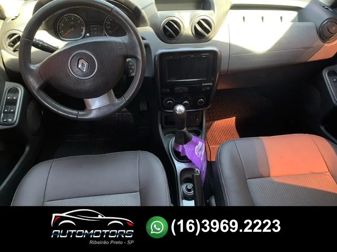 RENAULT Duster - Foto