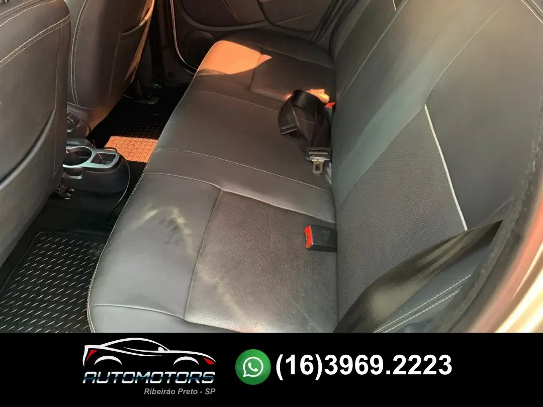 RENAULT Duster - Foto