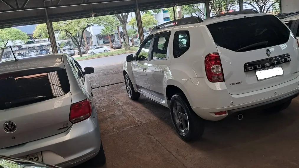RENAULT Duster - Miniatura