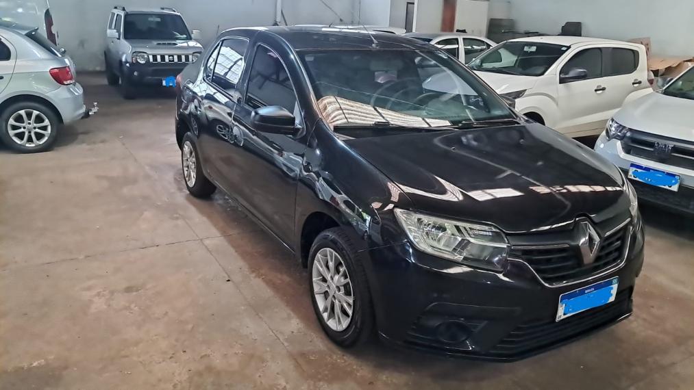 RENAULT Logan