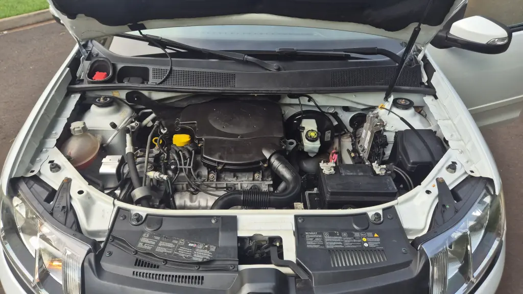 RENAULT Sandero - Foto