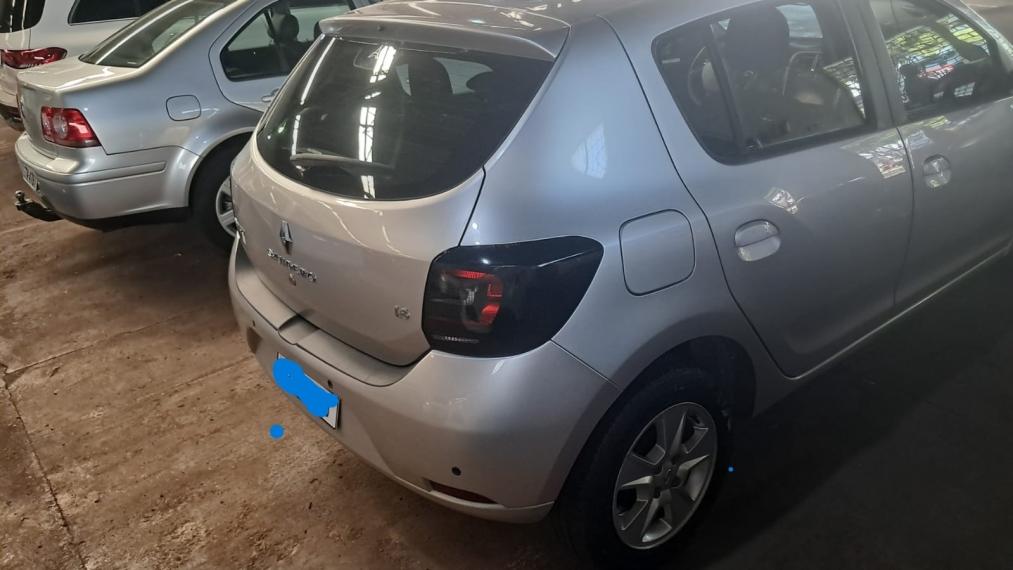 RENAULT Sandero - Foto
